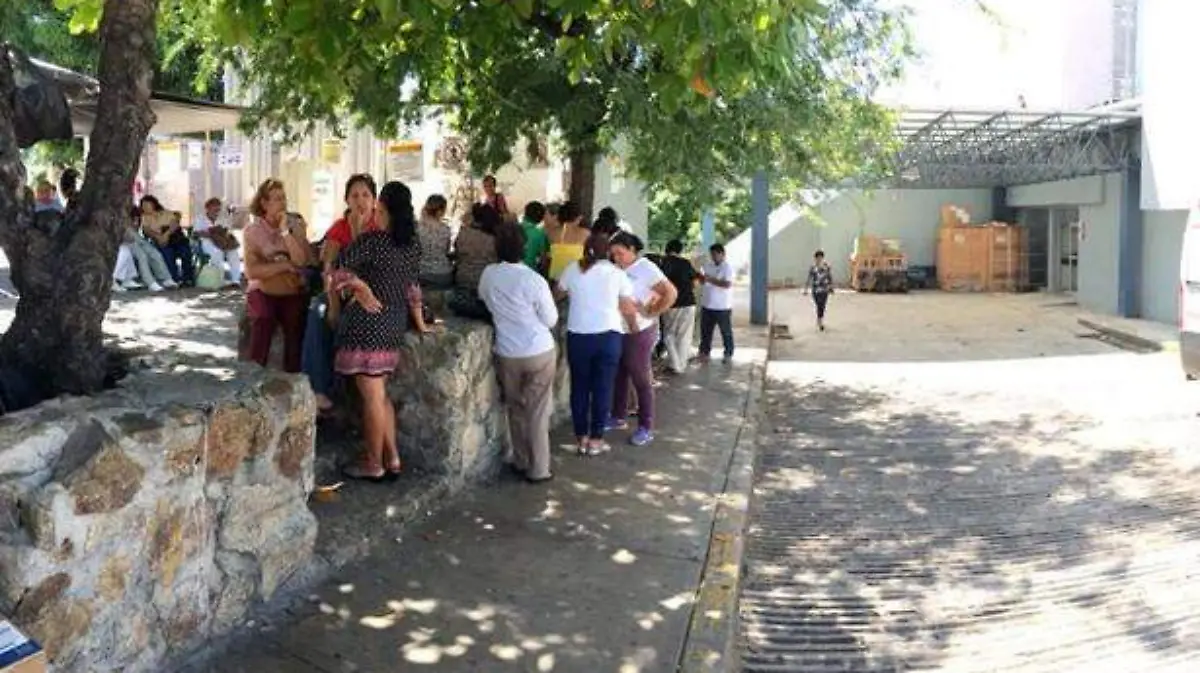 Acapulco - paro de trabajadores del ISSSTE
