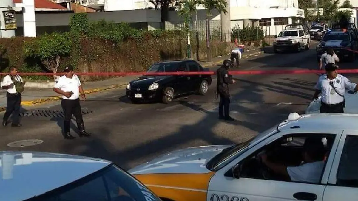 Policía comandante herido