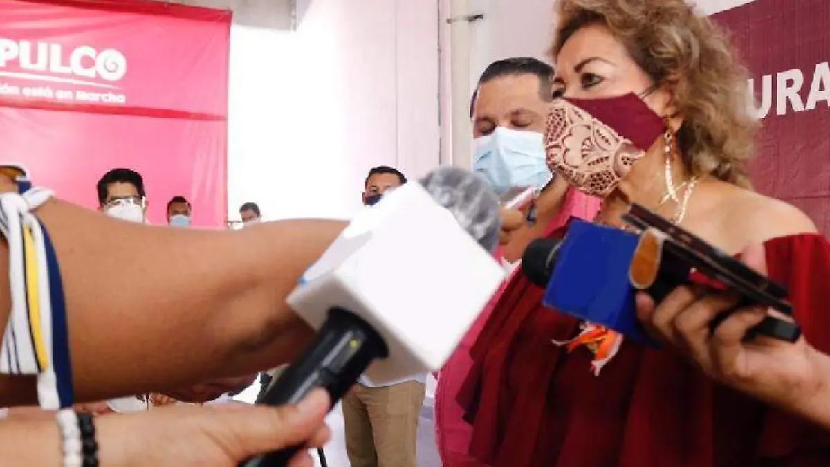 Adela Román candidata