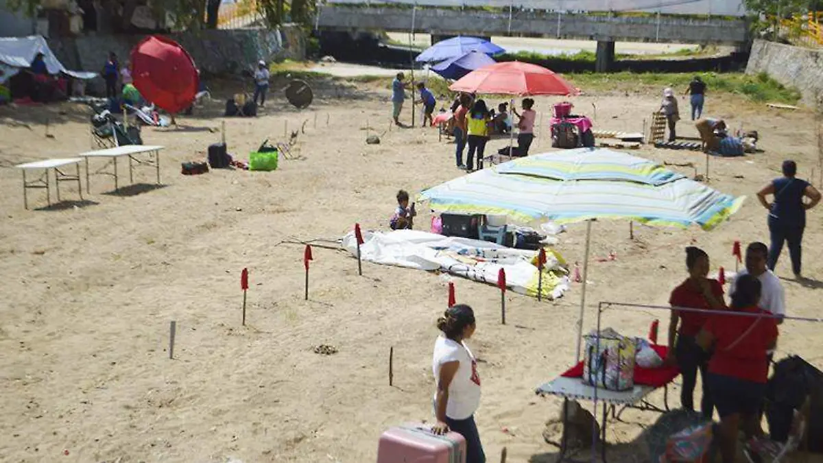 comerciantes en el rio del camaron