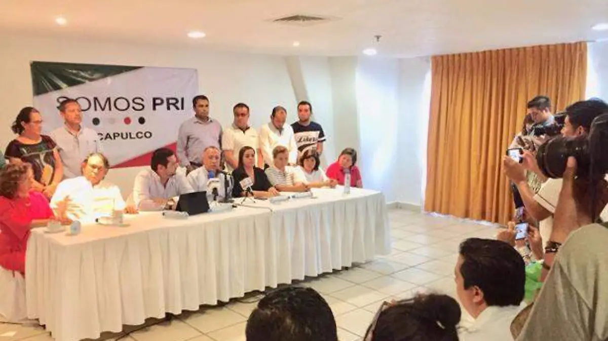 Conferencia Regidores PRI Acapulco