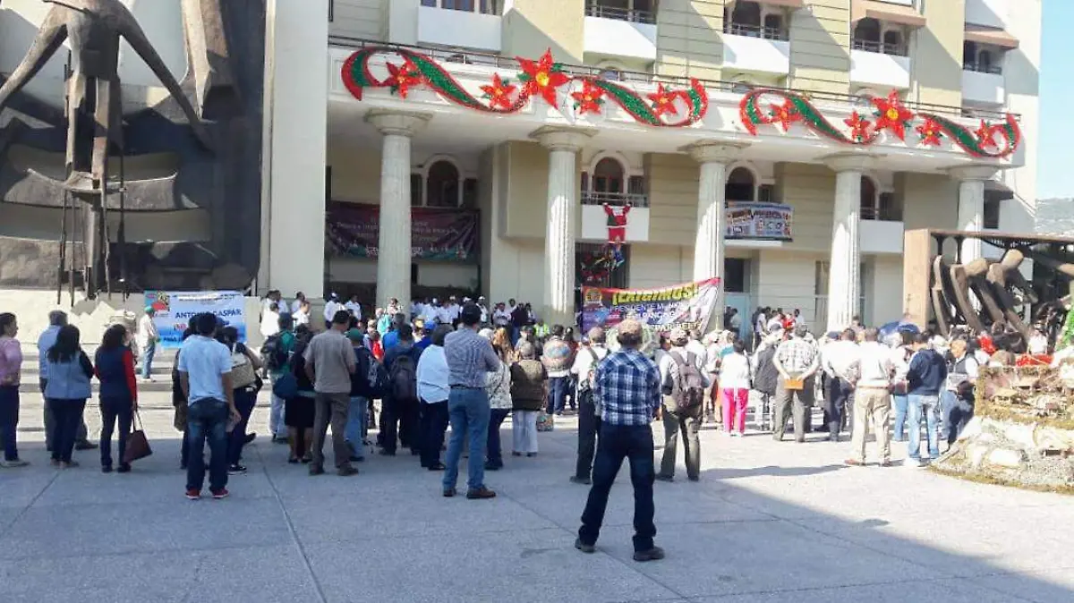 protestan ayuntamiento chilpo