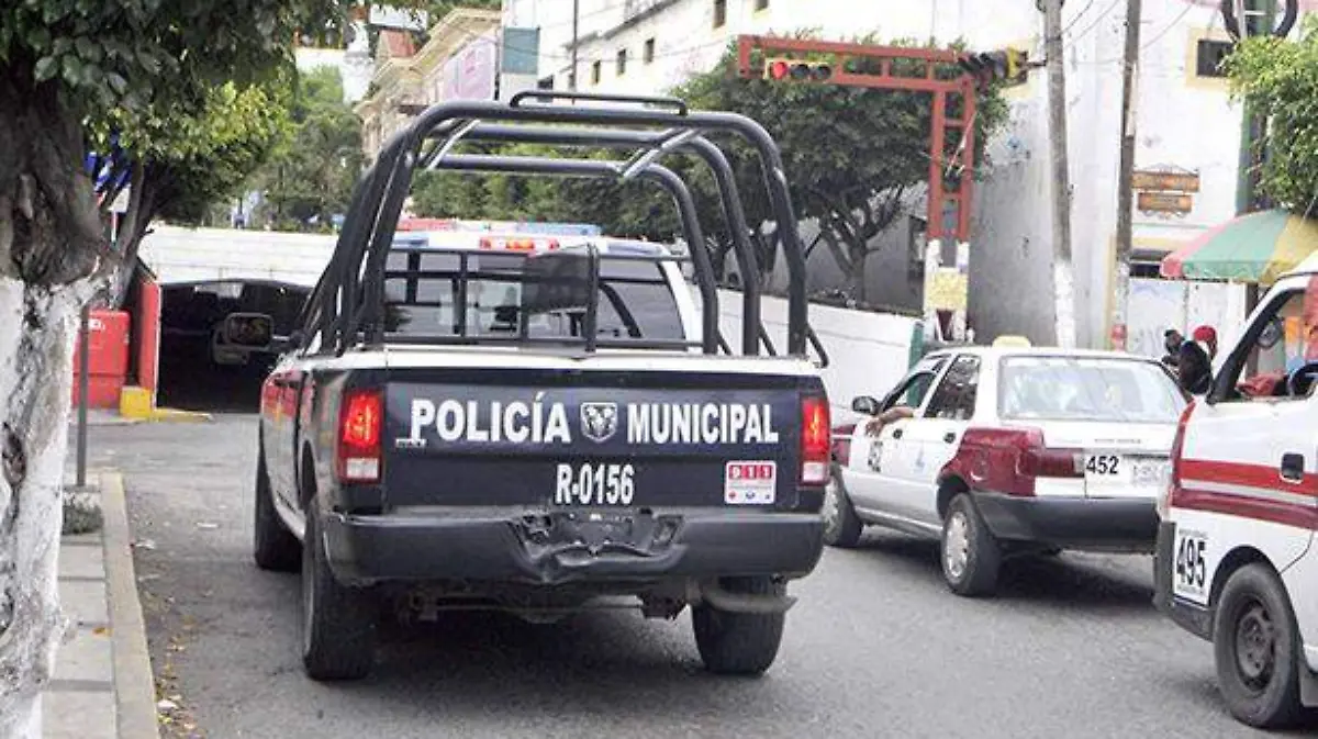 Acapulco policías municipales ven reducidas sus funciones