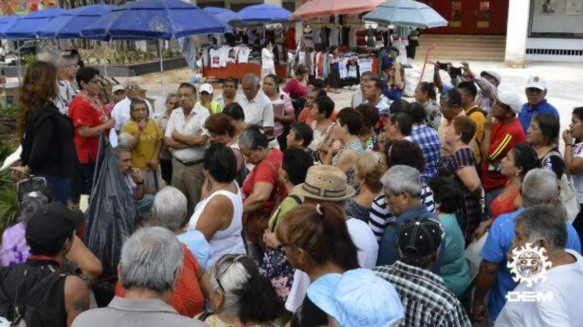 Acapulco - jubilados y pensionados del SUSPEG