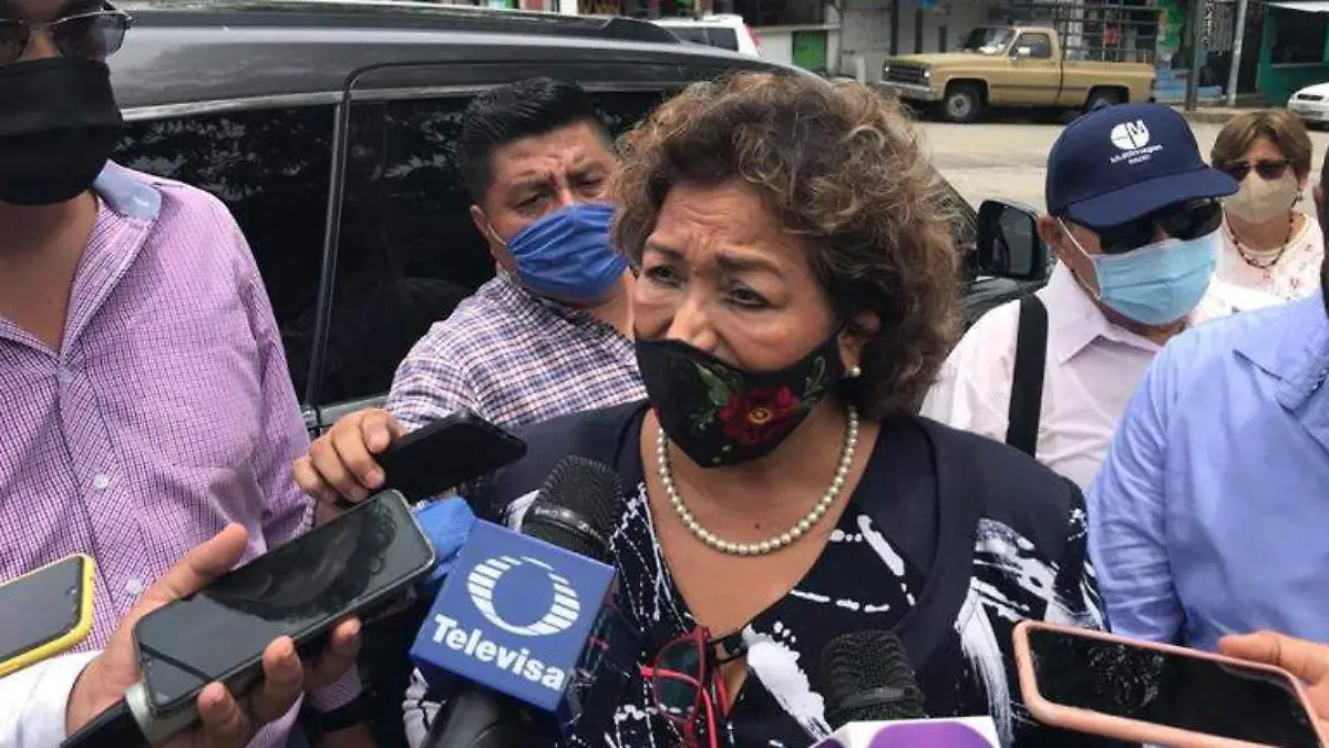 Adela Román Descargas aguas negras