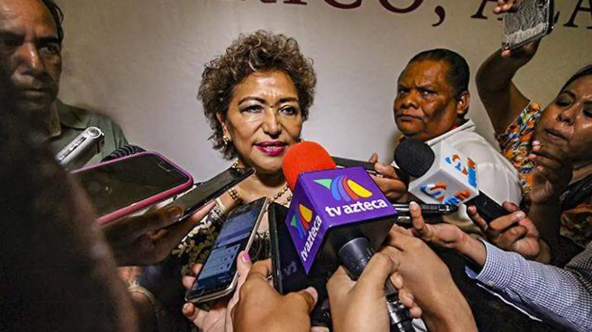 Acapulco - adela román problema de acapulco no es grave