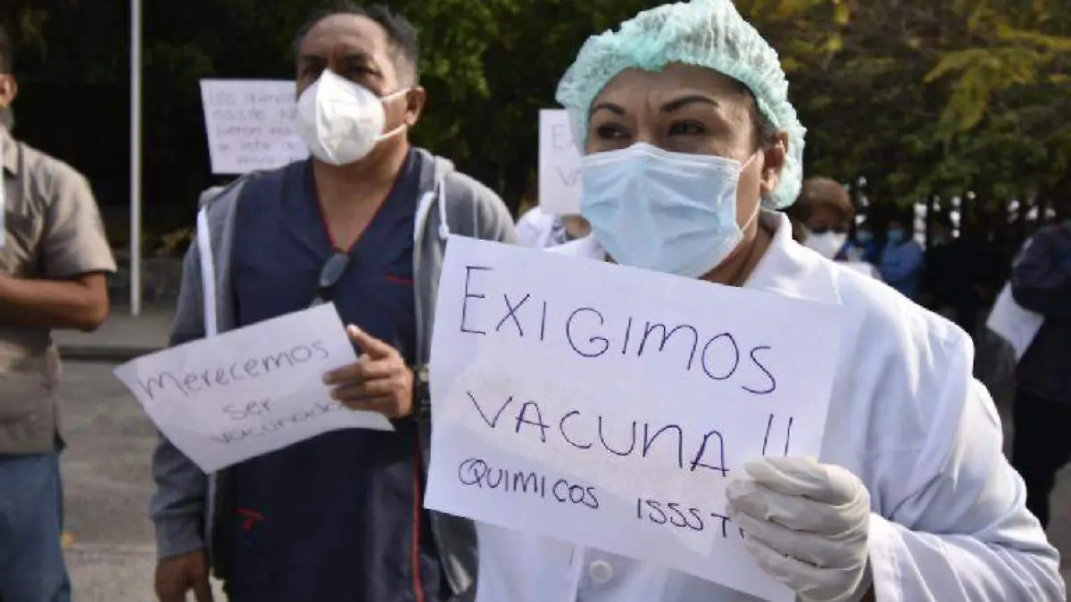 quimicos ISSSTE vacuna