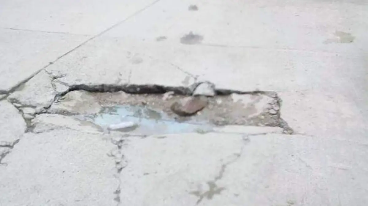 Costa chica - Se hunde calle en San Marcos