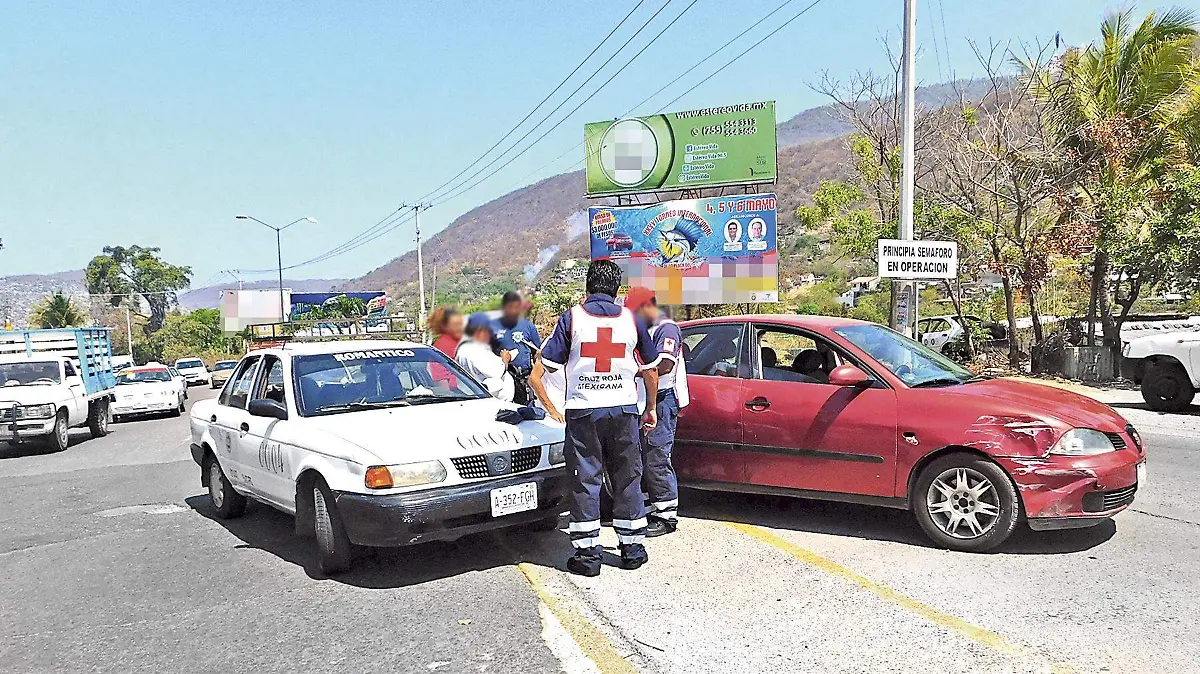 Accidente en Zihuatanjeo