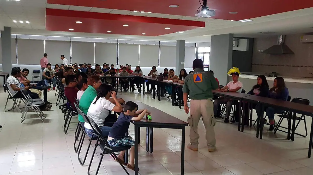 Capacitacion PC a la UAGro