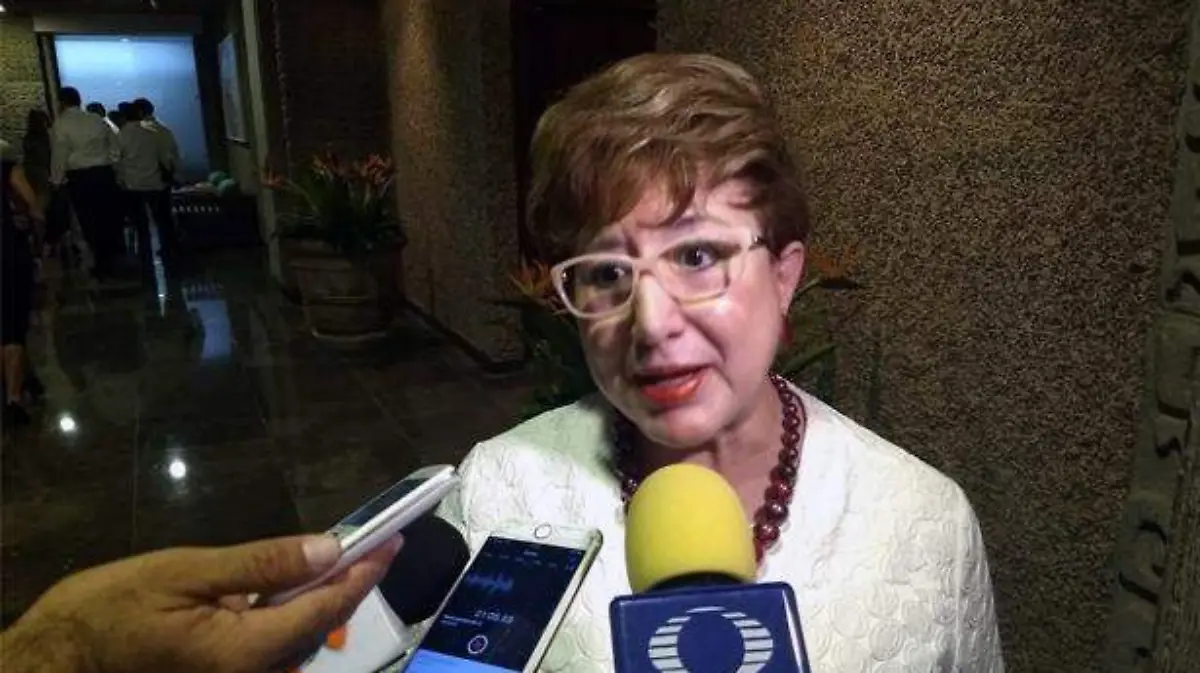 Acapulco - ministra espera que se reduzca la corrupción en el país
