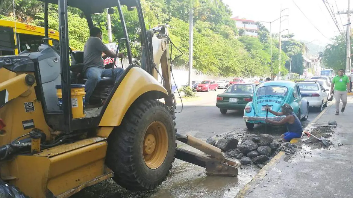 fuga de agua en ruiz cortines