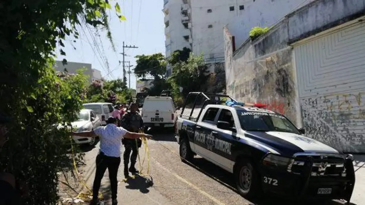 Violencia muerto en hornos insurgentes