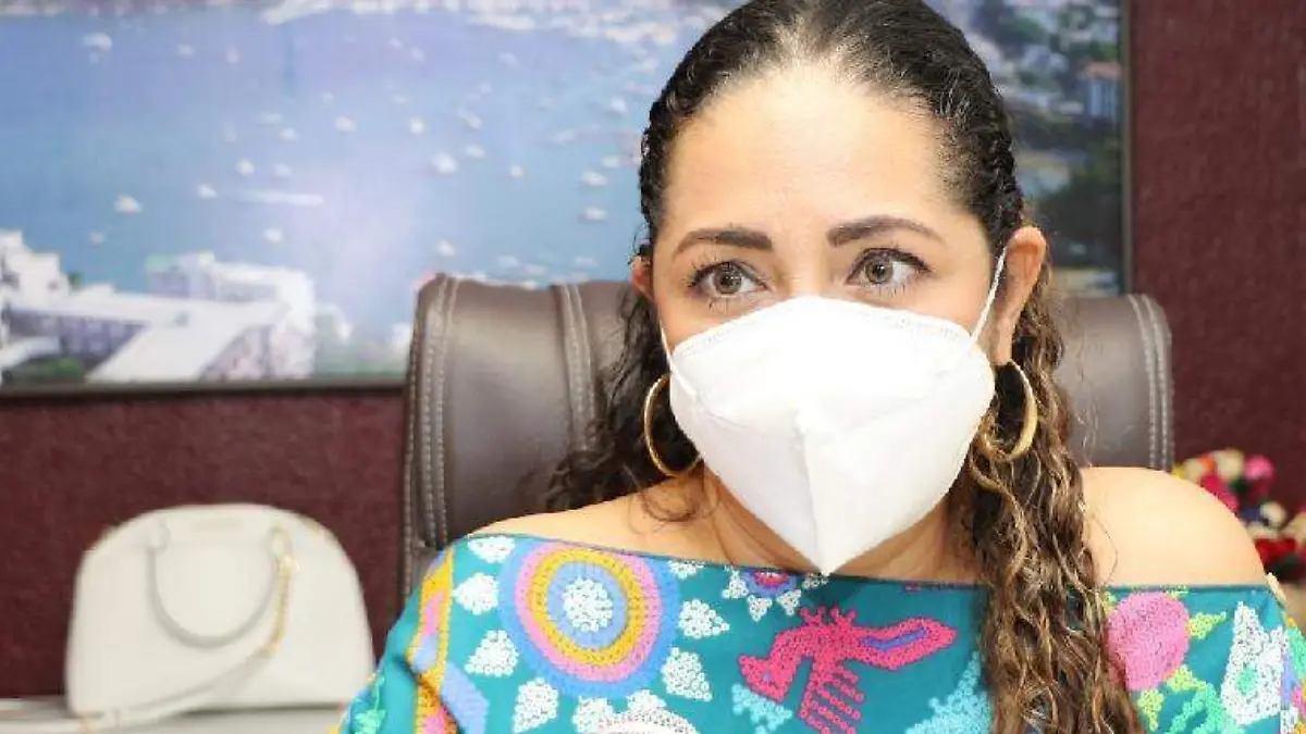 Tania sámano catastro