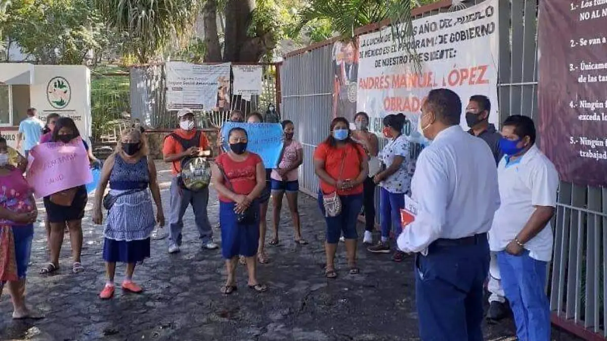 Protesta pobladores metlapil