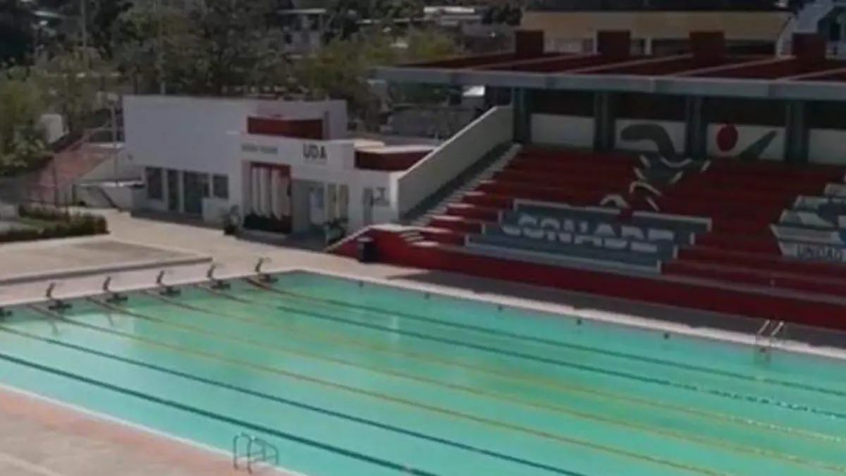 UDA acapulco albercas