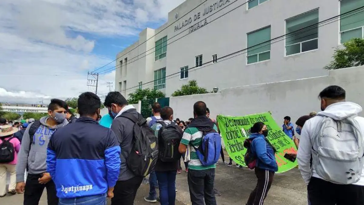Normalistas ayotzinapa