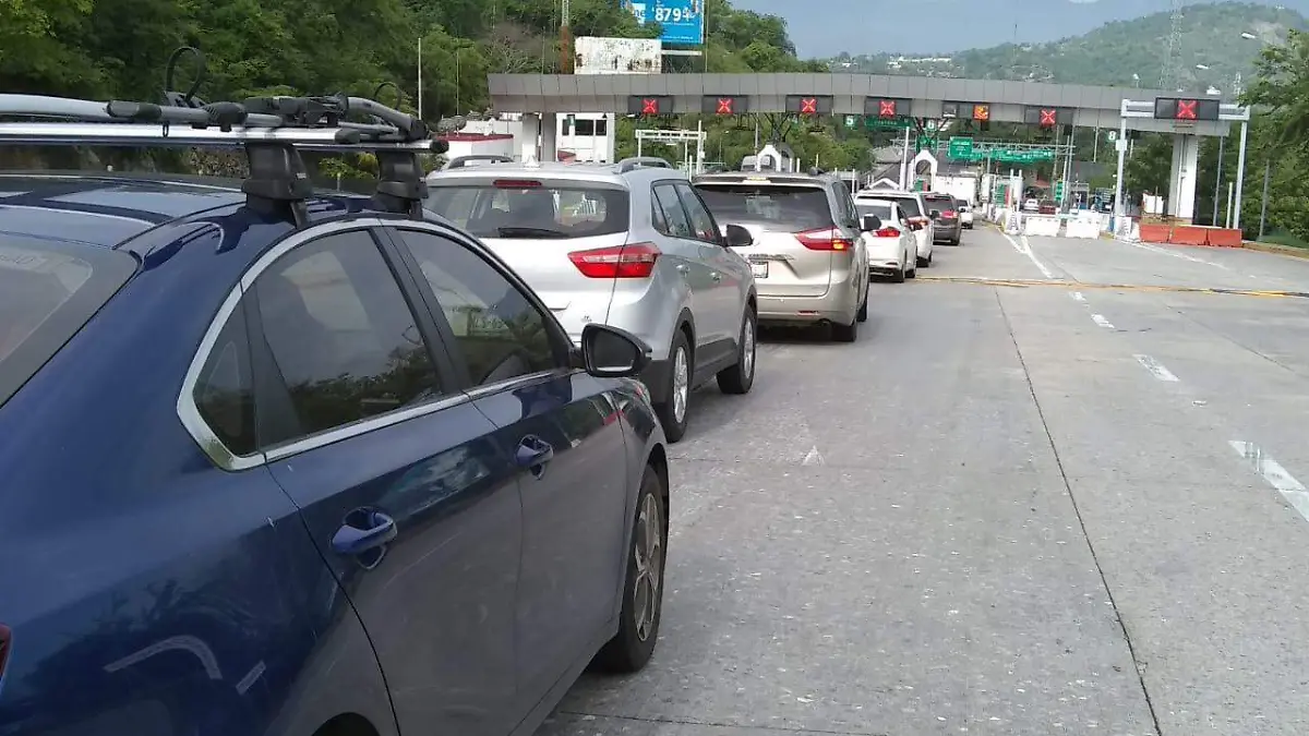 visitantes autopista acapulco