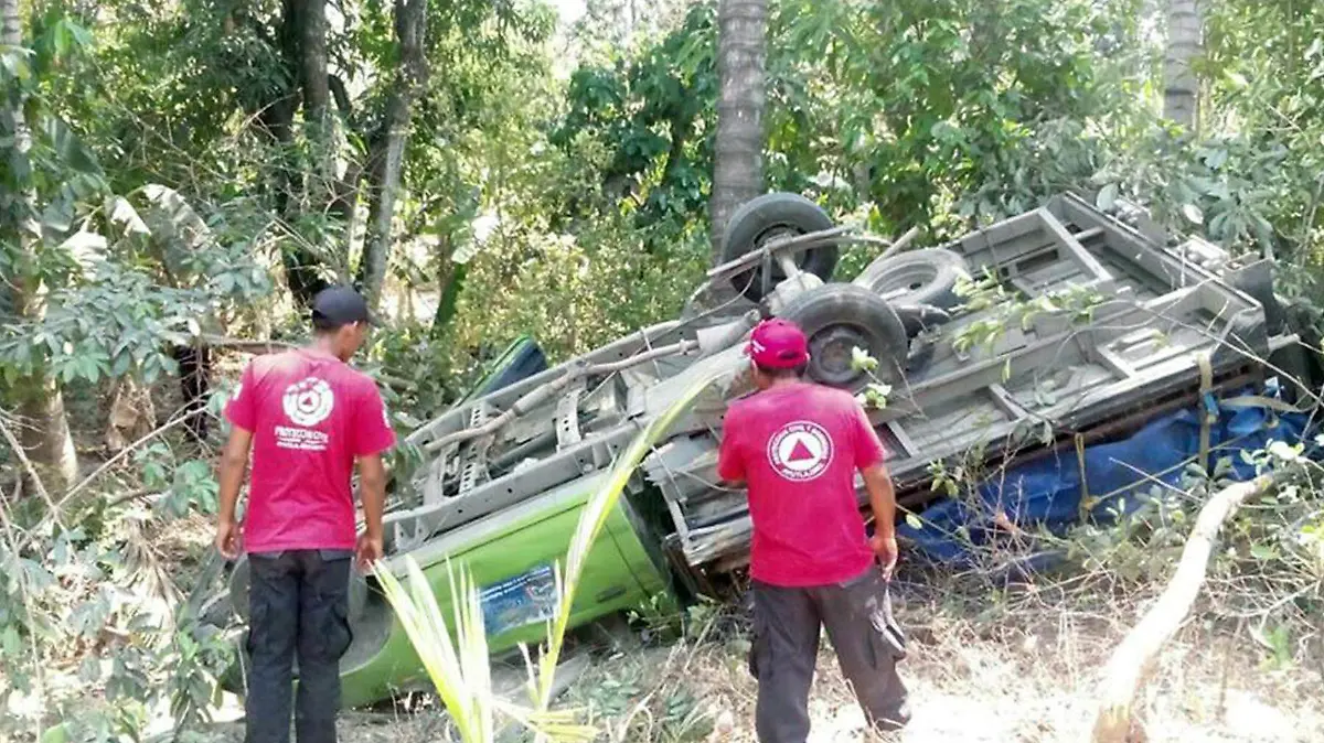 Volcadura en Costa Chica