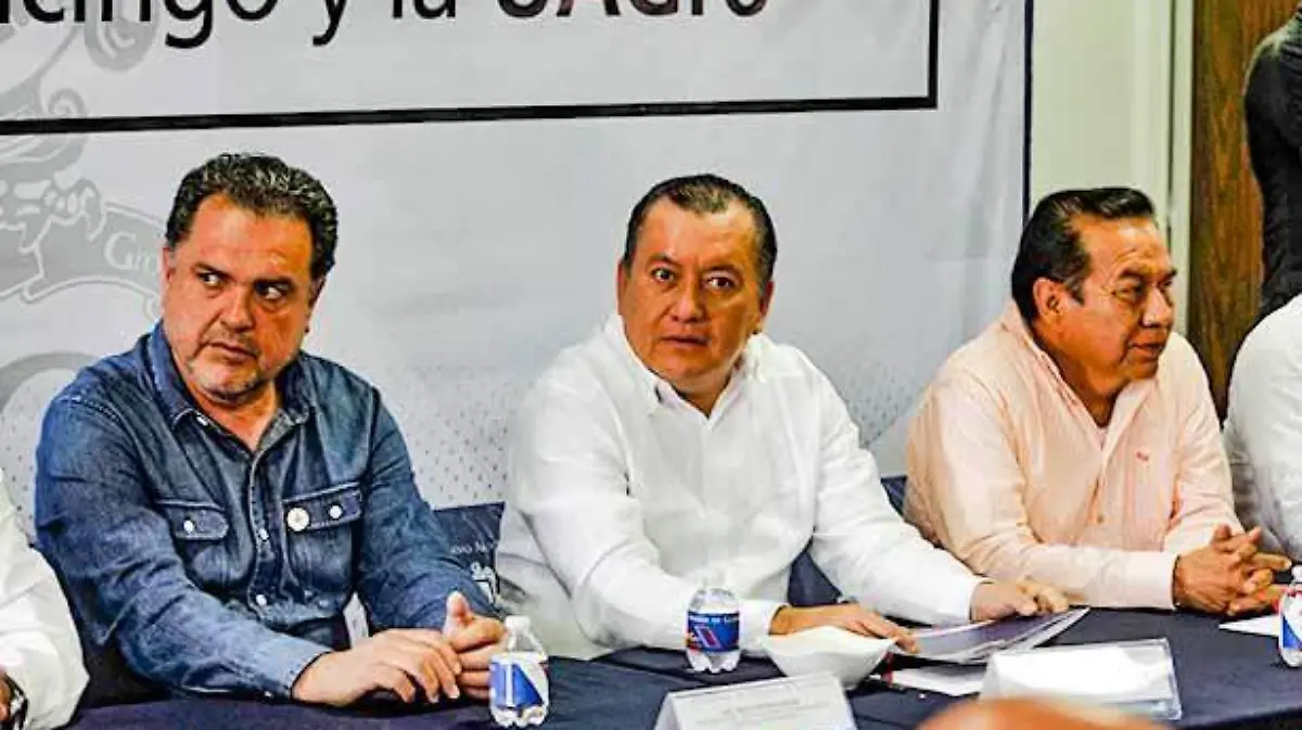 Chilpancingo rector denuncia extorsiones en planteles