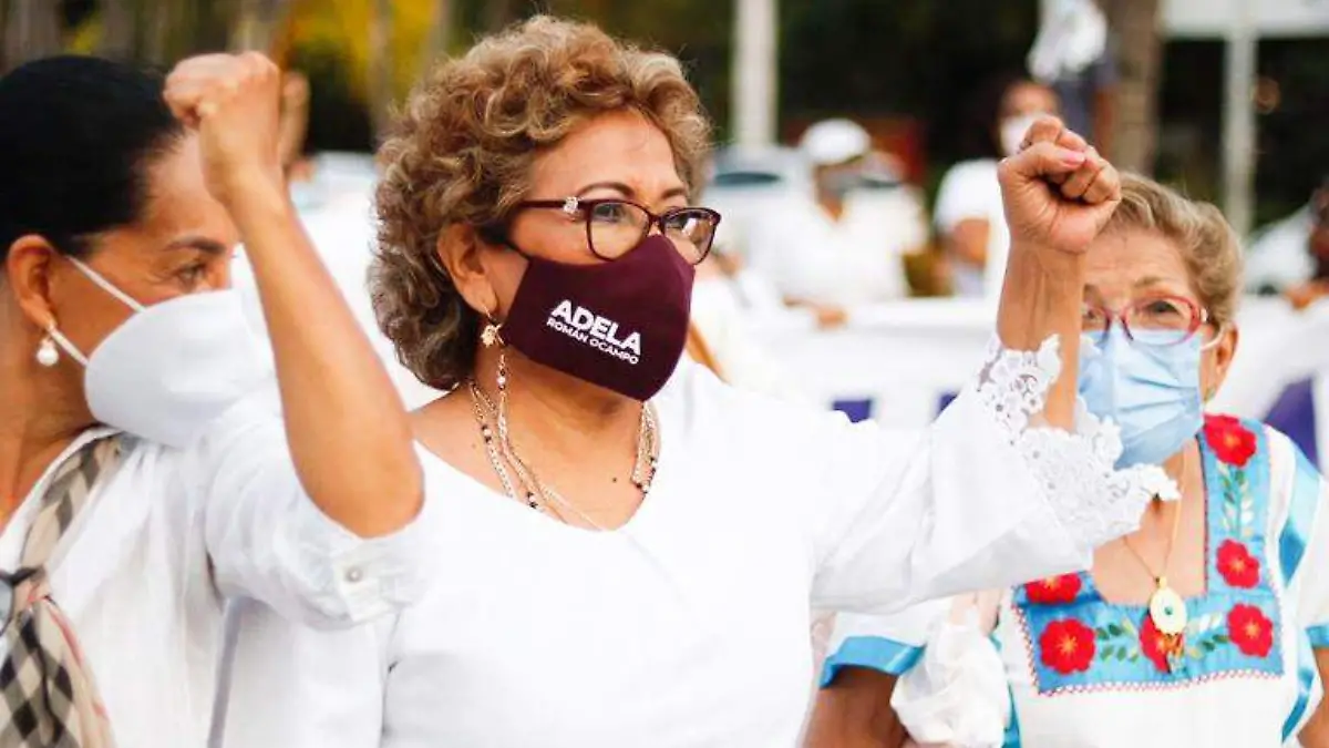adela roman marcha
