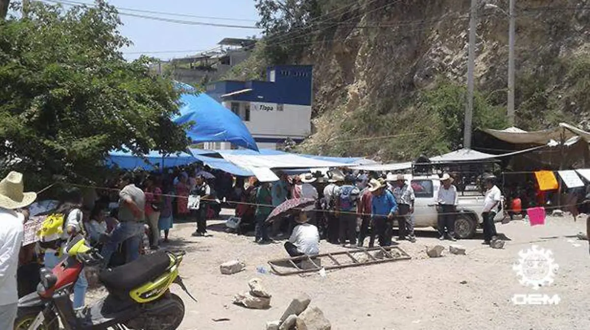 tlapa - toman bancos del municipio