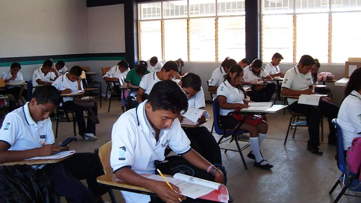 Alumnos de bachilleres