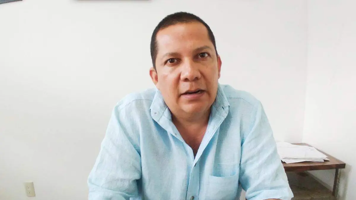 director dimaren zihuatanejo