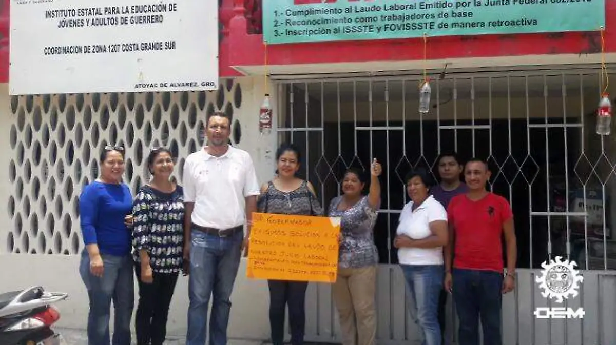 Costa Grande - Trabajadoes del iejag piden sus nombramientos