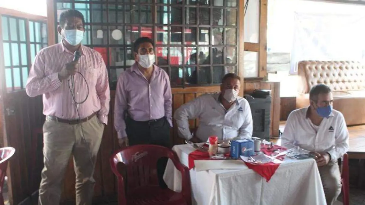 Dueños bares acapulco