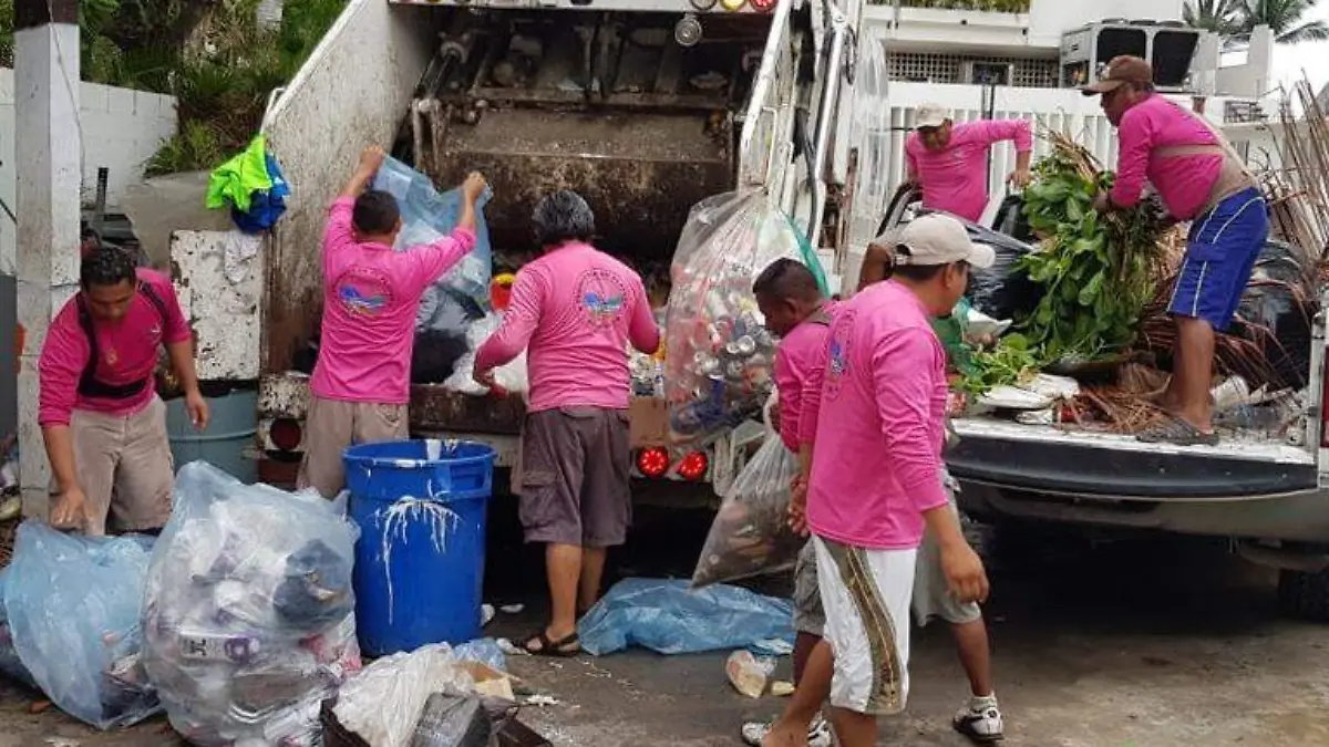 Basura playas Acapulco