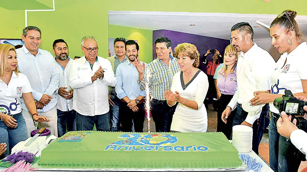 Aniversario La Avispa