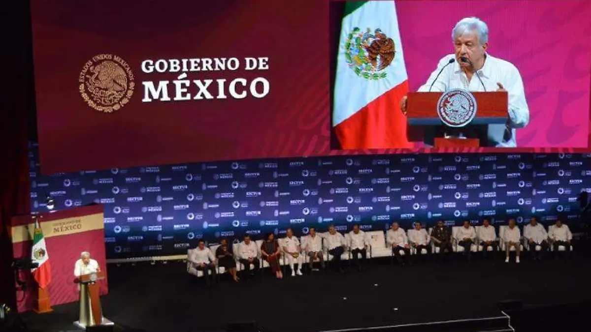 AMLO tianguis turístico Acapulco