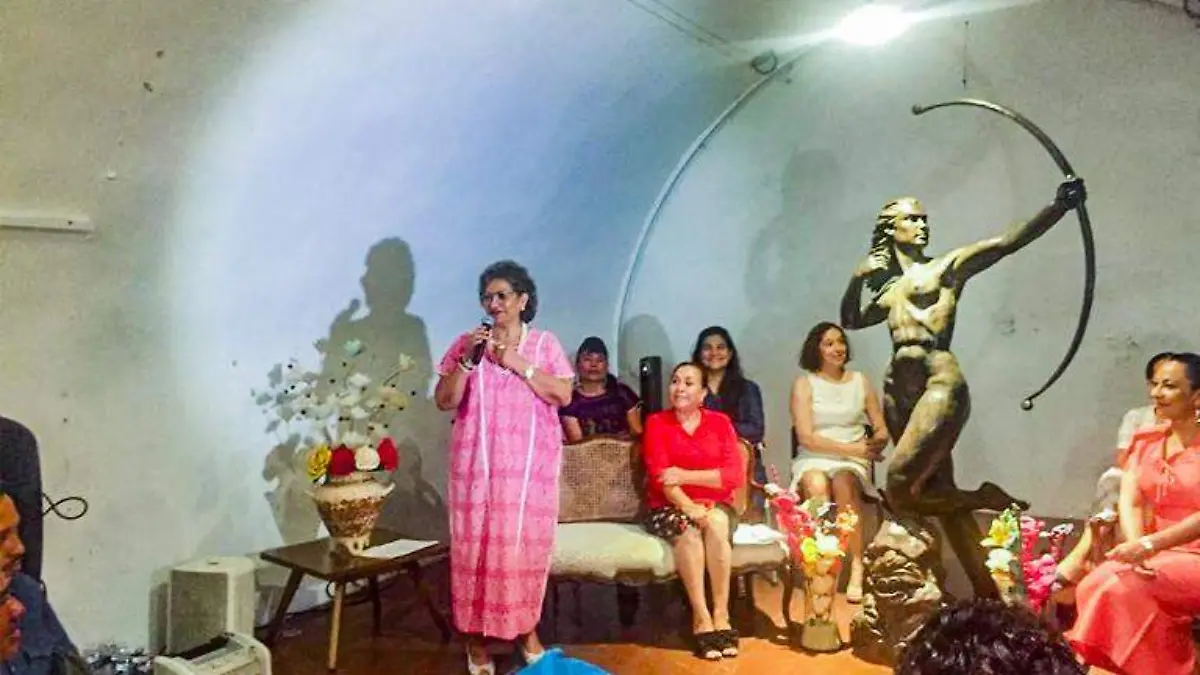 Adela Román - Ayuntamiento de Acapulco 