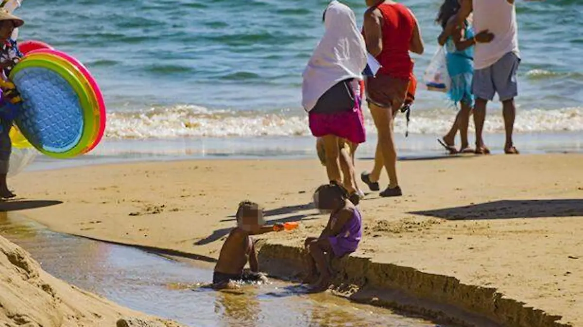 Aguas negras en playas de la franja turística 2