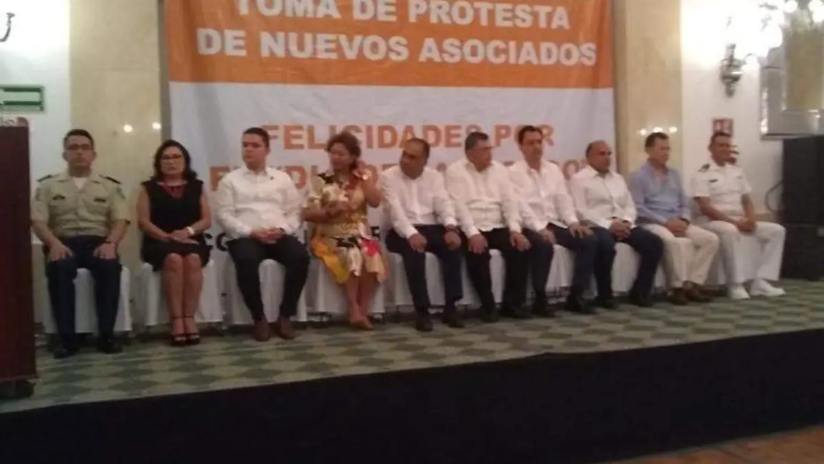 Adela Román