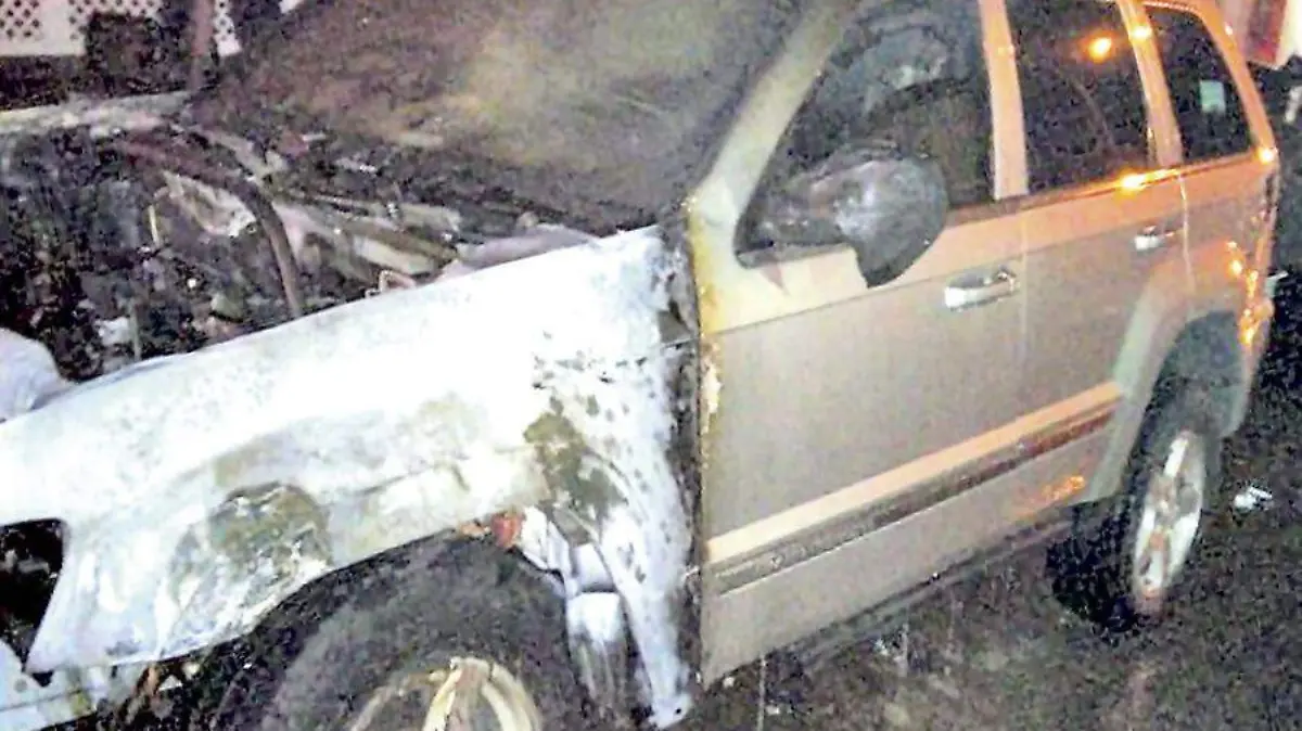 Auto quemado