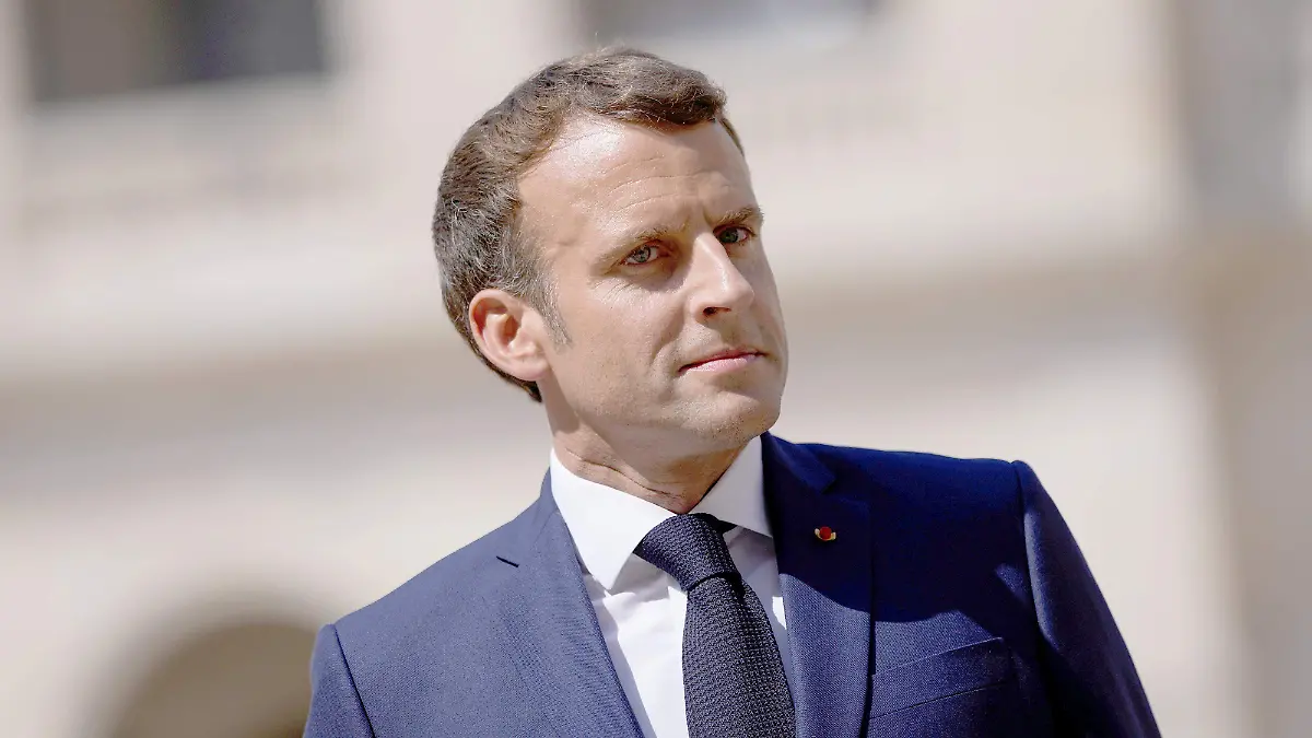 macron copia