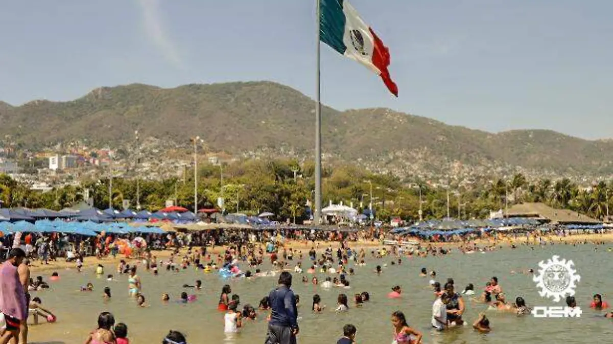 Acapulco - playa de semana santa ocupación hotelera