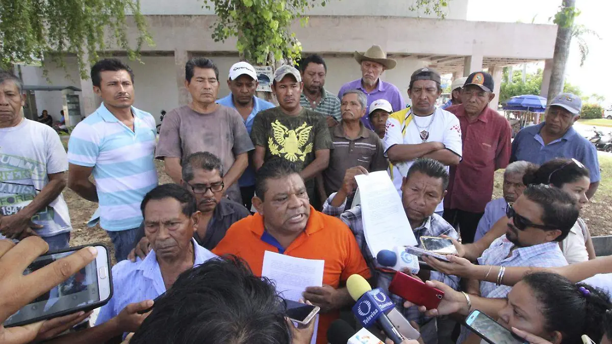 Acapulco - amenazan con bloqueo a candidatos de cacahuatepec