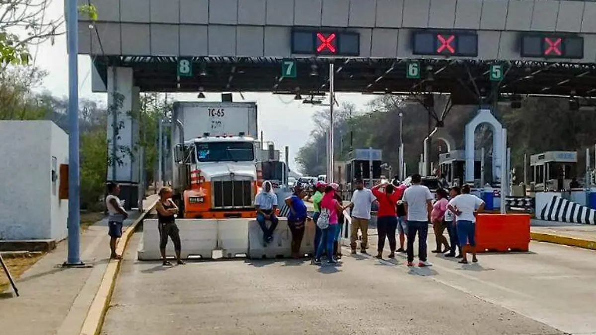ACapulco - toma caseta la venta