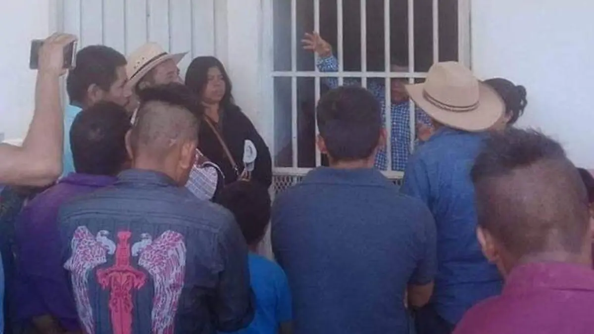 Alcalde retenido Xotistlahuaca