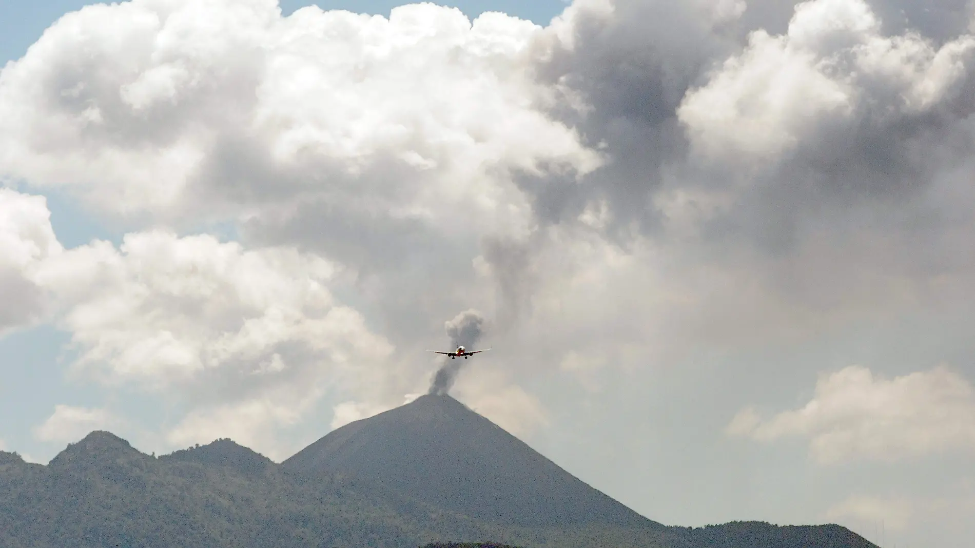 VOLCAN