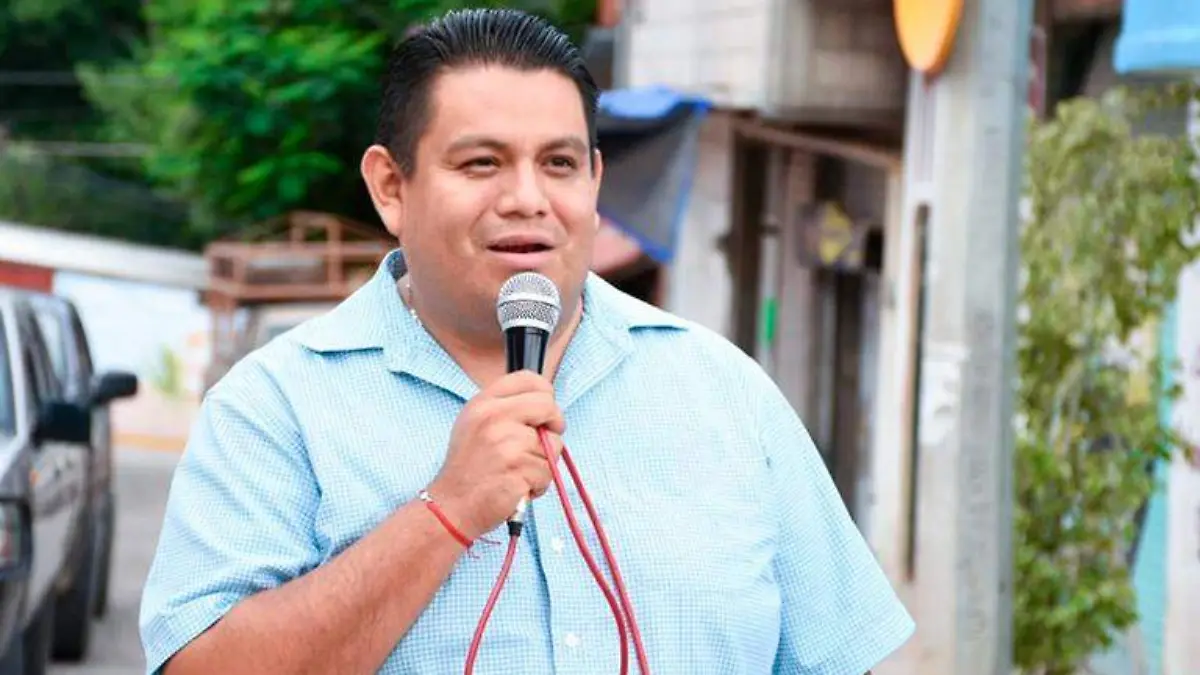 César Abundis Tlapa