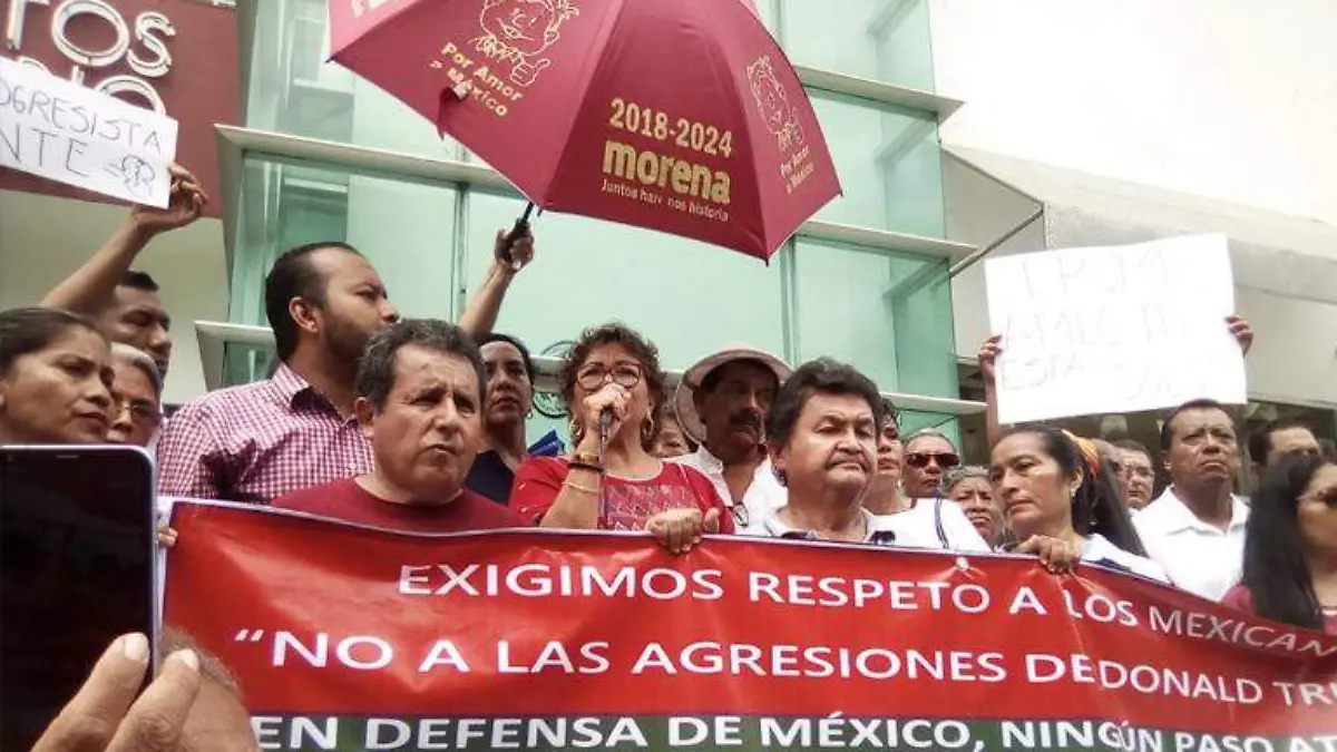 Protesta Acapulco Adela Roman