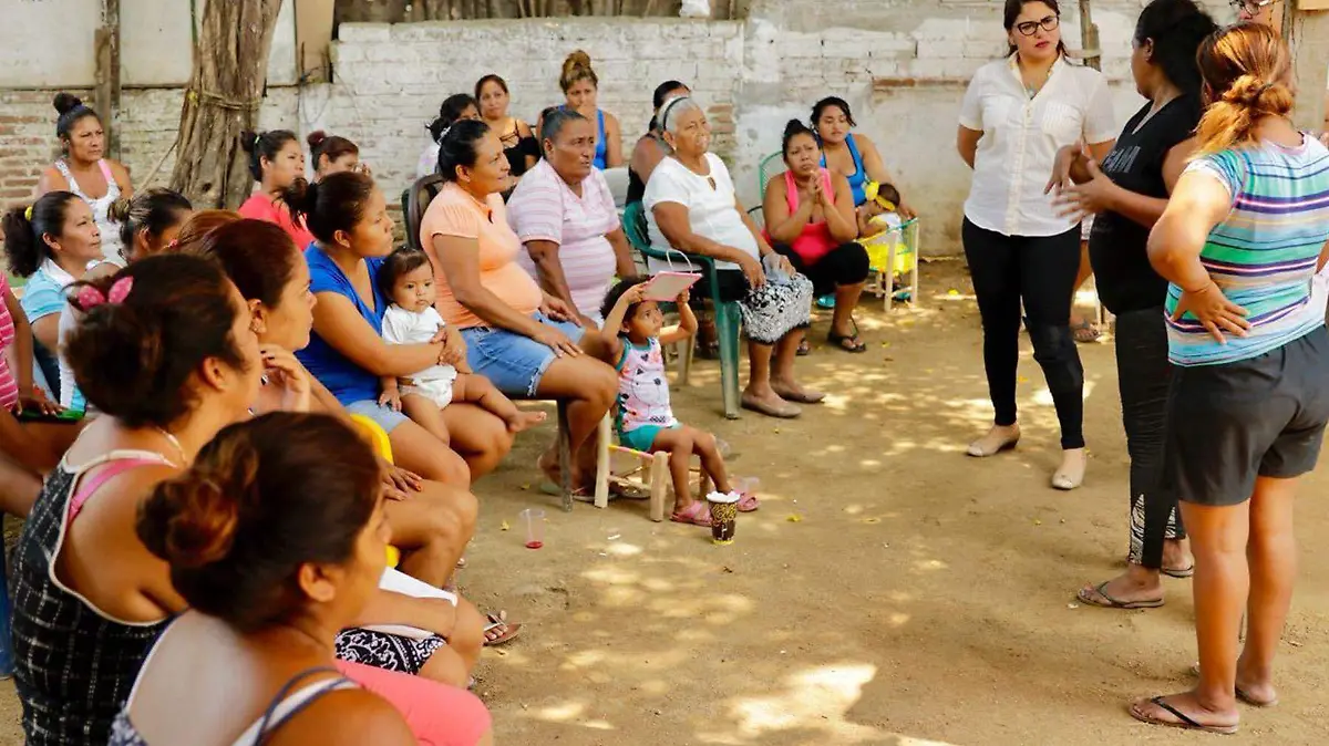 Perla Edith promociona el voto