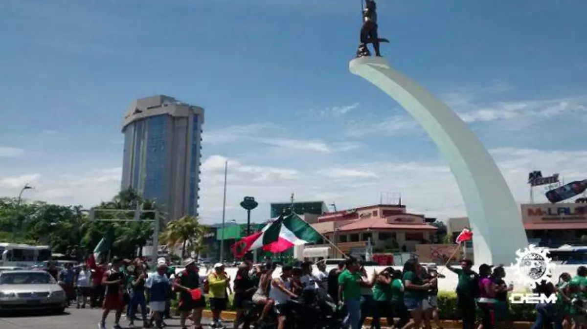 Celebración en la glorieta de la diana