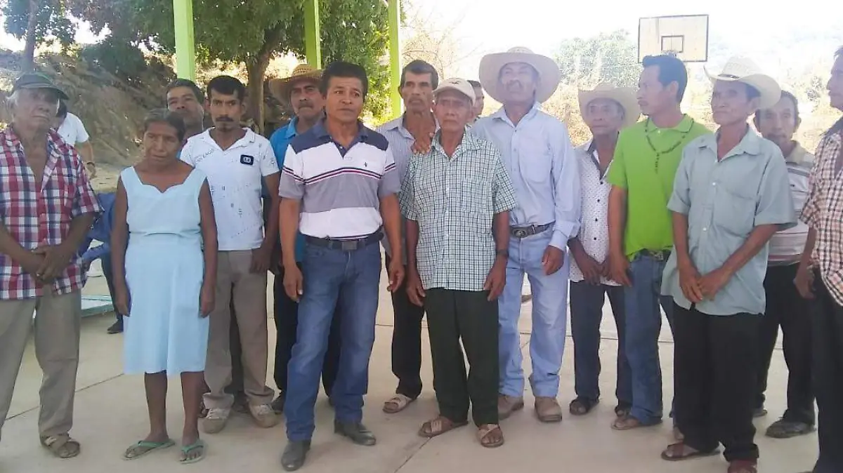 campesinos fertilizante