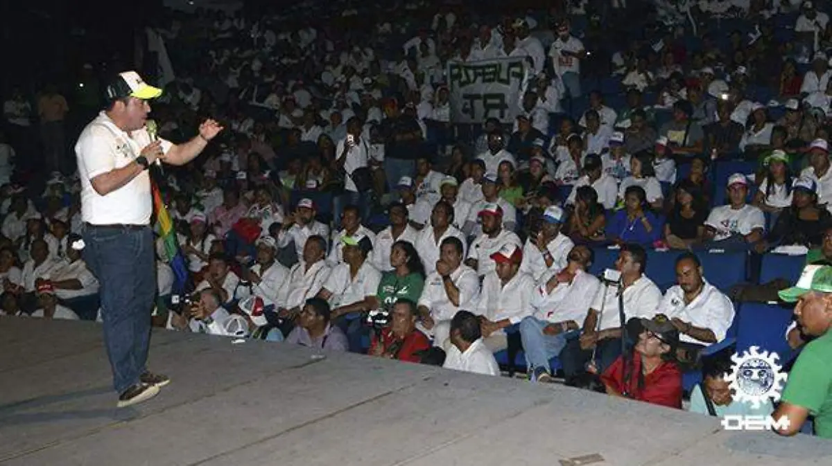 Acapulco - Taja firma pacto con la juventud