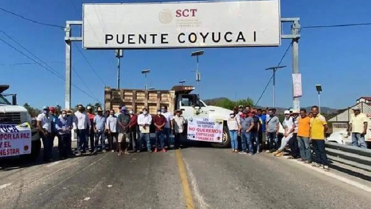Puente coyuca bloqueo